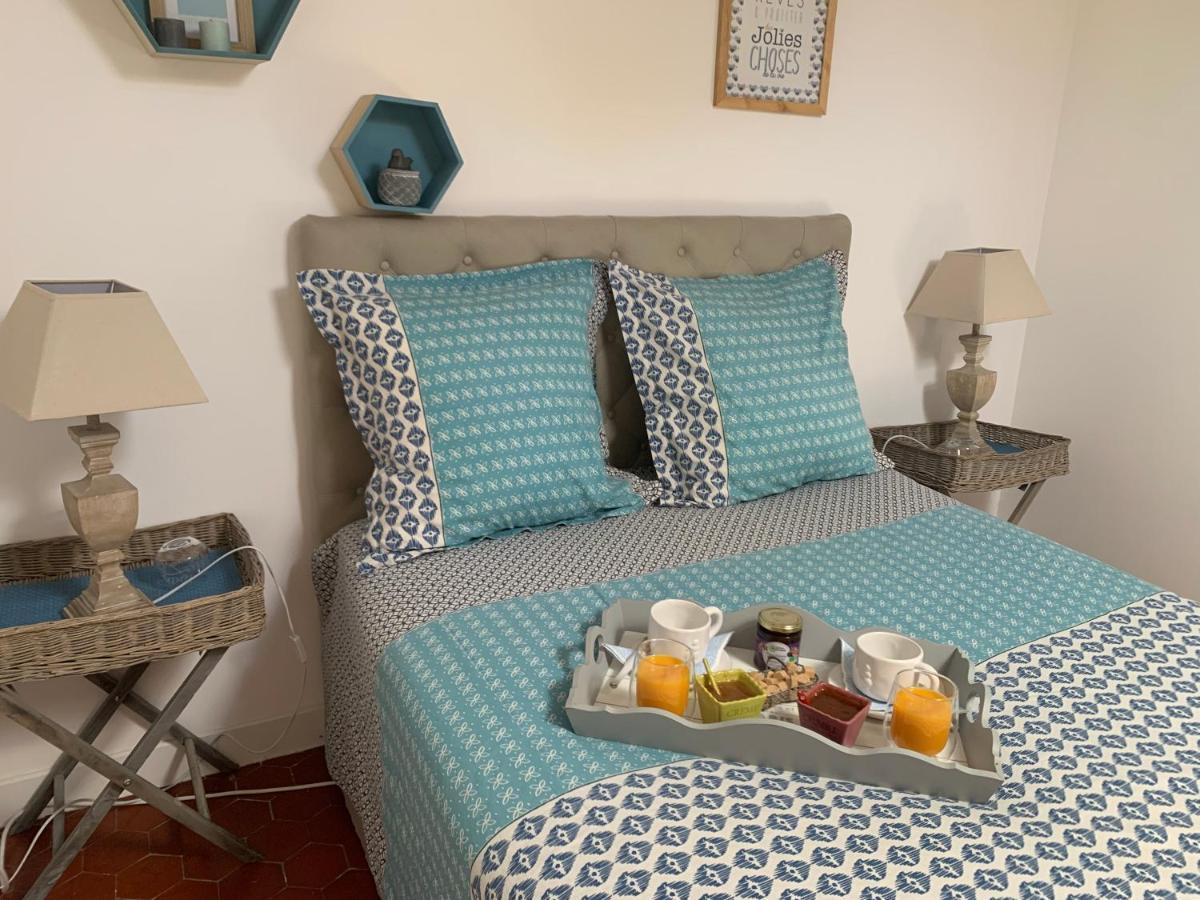Un Soir Sous Les Etoiles Bed & Breakfast Chateauneuf-de-Gadagne ภายนอก รูปภาพ